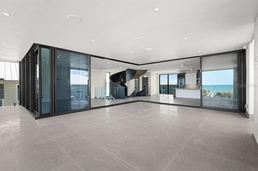 Spacious, unfurnished interior of a new home in , New Smyrna Beach (Image 55).