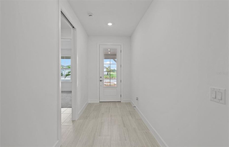 Spacious, unfurnished interior of a new home in Reagan Landing, Bradenton (Image 34). Spacious, unfurnished interior of a new home in Reagan Landing, Bradenton (Image 34).