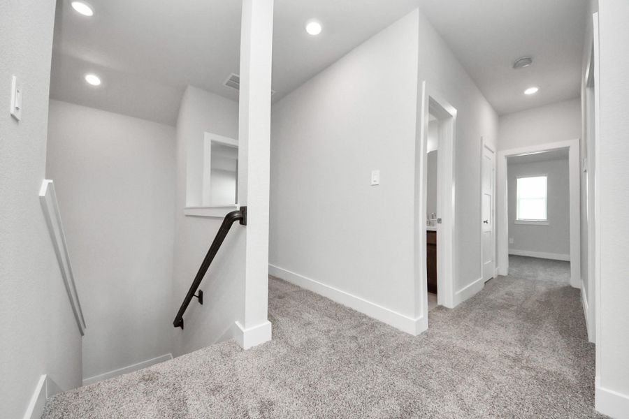 Spacious, unfurnished interior of a new home in Laurel Landing: Landmark Collection, Alvin (Image 25).