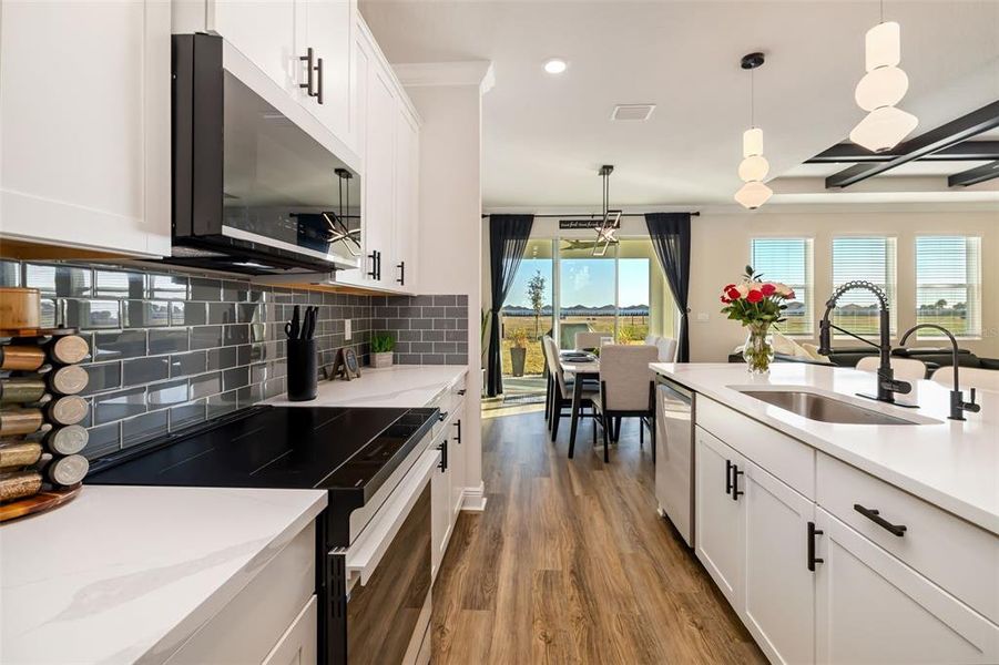 Furnished interior view inside a new home in Star Farms at Lakewood Ranch, Lakewood Ranch (Image 36).