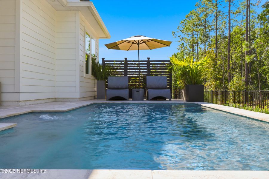 Exterior details and patio area of a home in , Ponte Vedra (Image 4).