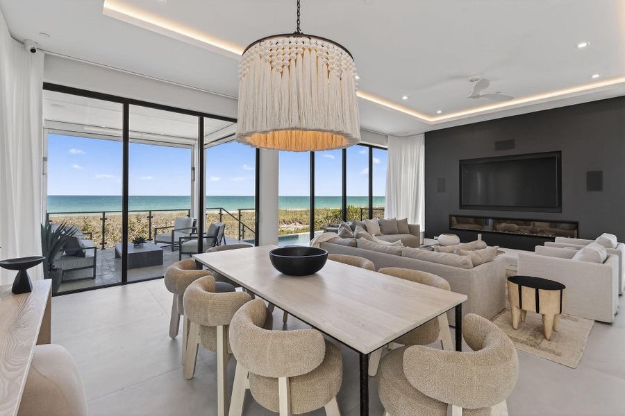 4360DiamondShoresWay(32)