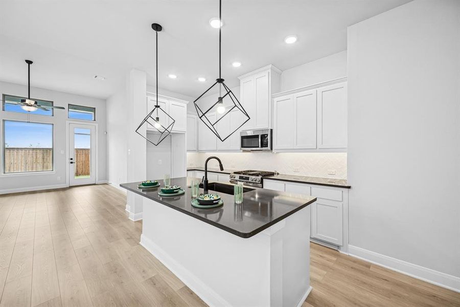 Furnished interior view inside a new home in Creekshaw – Gardens, Royse City (Image 7).