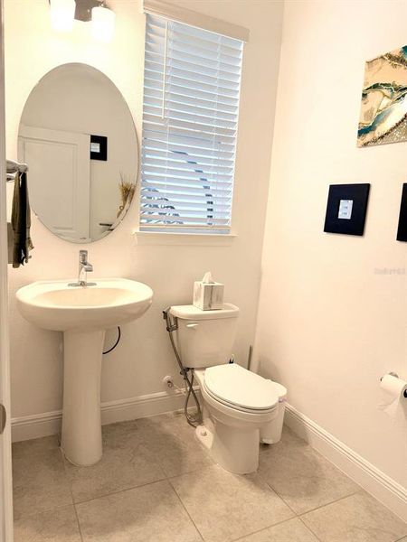 Furnished interior view inside a new home in , Winter Garden (Image 7).