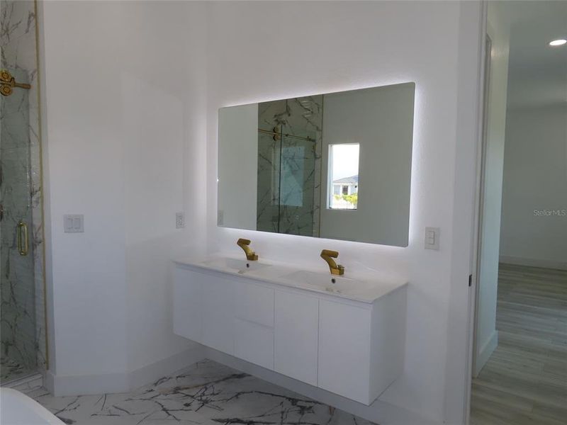 Furnished interior view inside a new home in , Apollo Beach (Image 6).