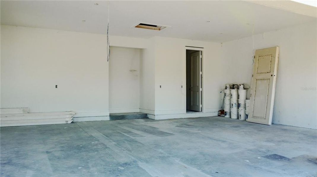 Image 40 of a home in .