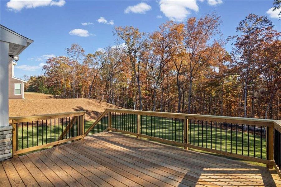 Exterior details and patio area of a home in Pickens Bluff, Hiram (Image 3).