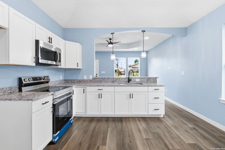 Furnished interior view inside a new home in , San Antonio (Image 9).