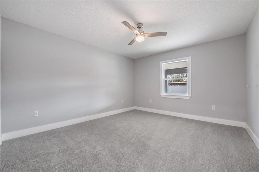 Spacious, unfurnished interior of a new home in , Dade City (Image 34).
