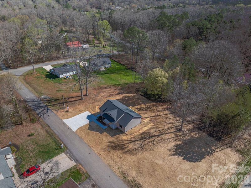 Image 42 of a home in .