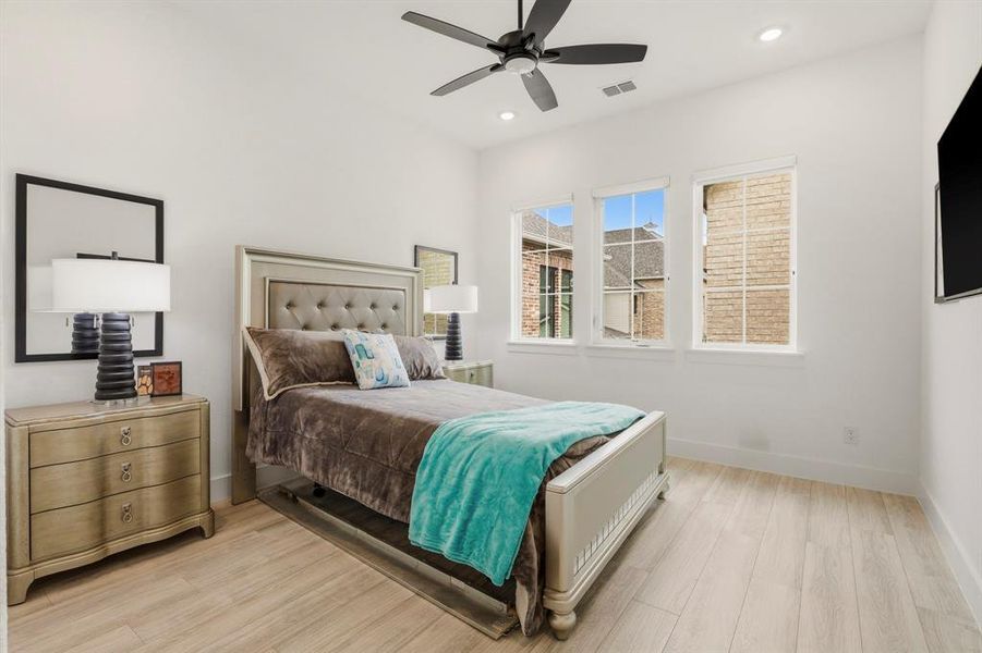 Furnished interior view inside a new home in , Frisco (Image 17).