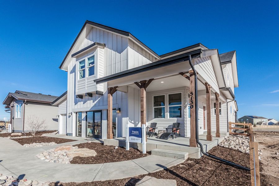 Representative exterior details of a home built from the Twain by Hartford Homes in Trailside, Timnath (Image 30).