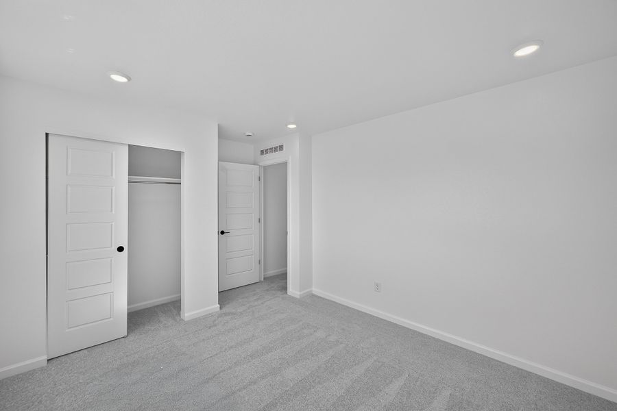 Spacious, unfurnished interior of a new home in Sterling Ranch Ascent Village, Littleton (Image 23). Spacious, unfurnished interior of a new home in Sterling Ranch Ascent Village, Littleton (Image 23).
