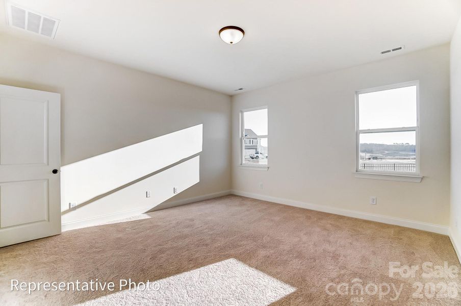 Spacious, unfurnished interior of a new home in The Meadows at Laurelbrook, Sherrills Ford (Image 29).