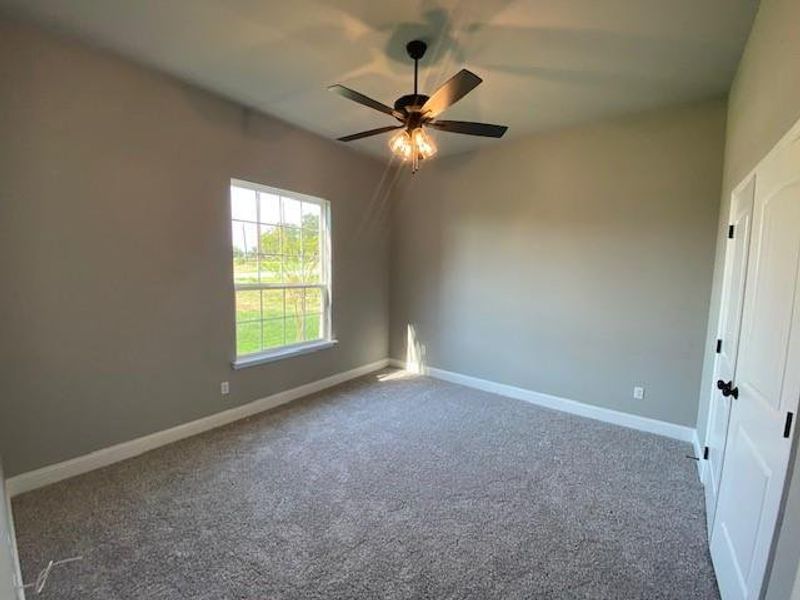 Spacious, unfurnished interior of a new home in , Reno (Image 19).
