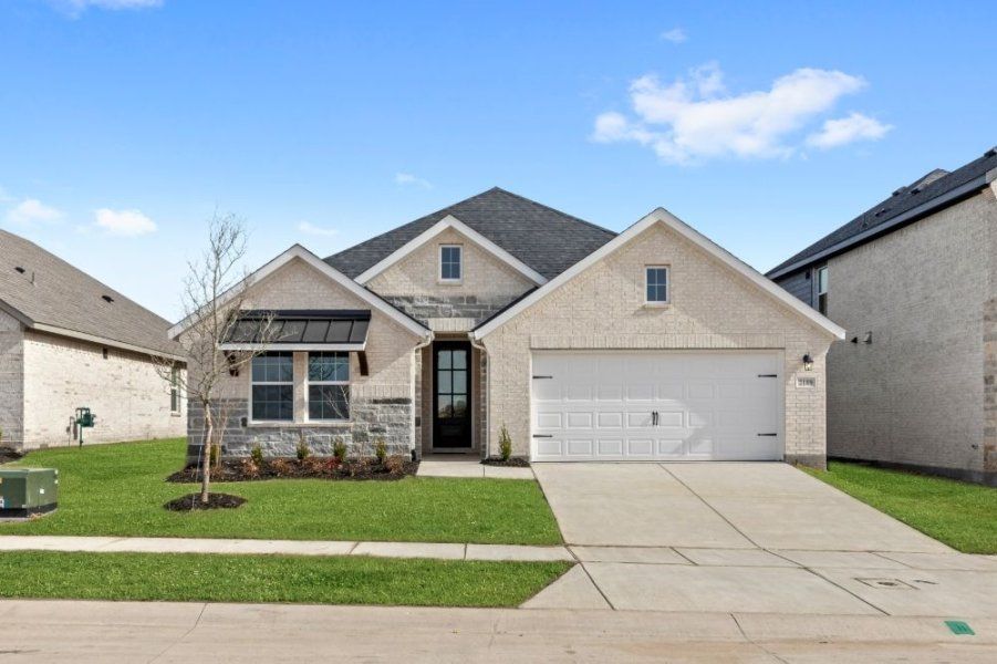 Representative exterior photo of a completed home built from the Rio Grande by UnionMain Homes in Elevon, Lavon, TX (Image 20).