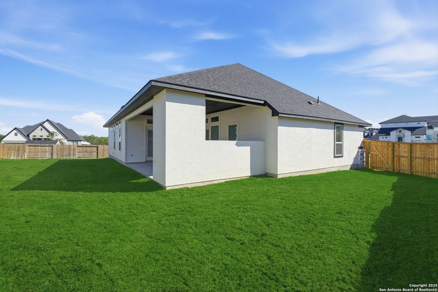Exterior details and patio area of a home in Mesa Western, Cibolo (Image 4).