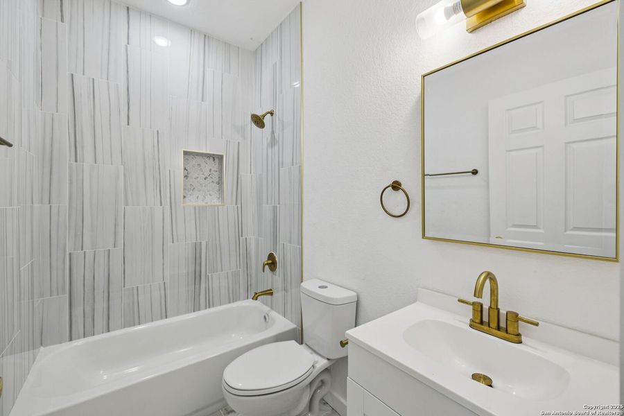 Furnished interior view inside a new home in , San Antonio (Image 6). Furnished interior view inside a new home in , San Antonio (Image 6).