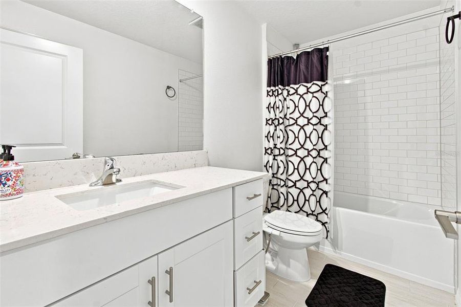 Furnished interior view inside a new home in , Zephyrhills (Image 37). Furnished interior view inside a new home in , Zephyrhills (Image 37).