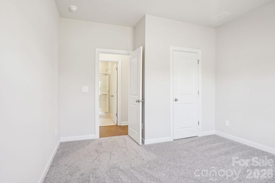 Photo is not of the actual home but is an inspirational photo of builder’s model home and may depict options, furnishings, and/or decorator features that are not included.