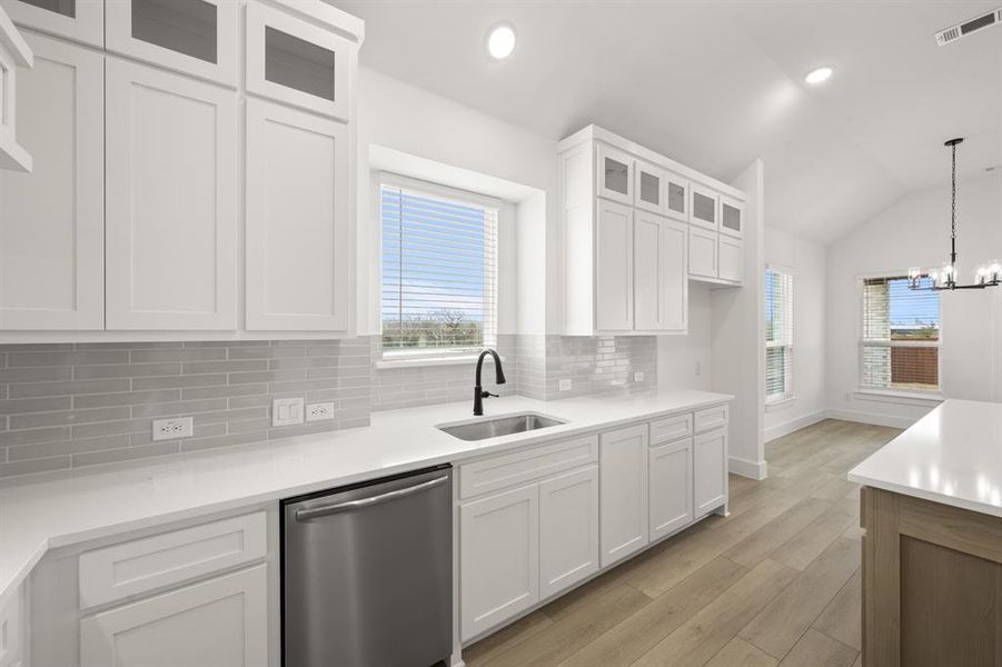 1618 Whisperwood- Kitchen-4