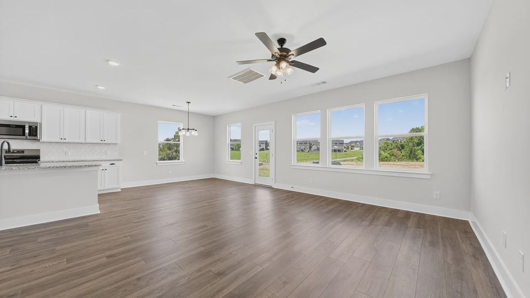 Spacious, unfurnished interior of a new home in McClure Farms, Columbia (Image 40).