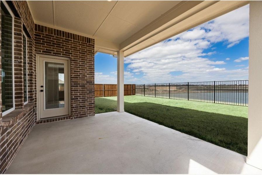 Exterior details and patio area of a home in , Forney (Image 3).