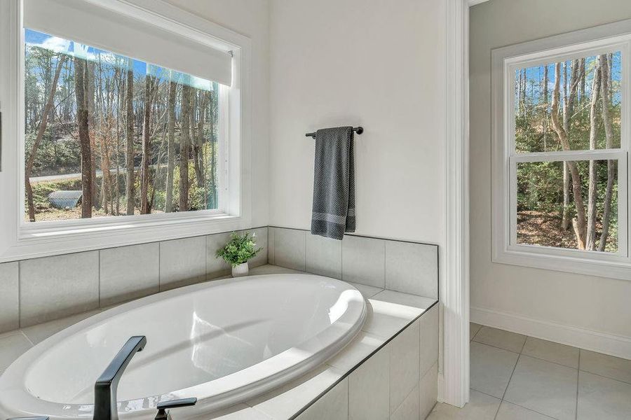 Close-up of interior finishes inside a home in , Talking Rock (Image 19).