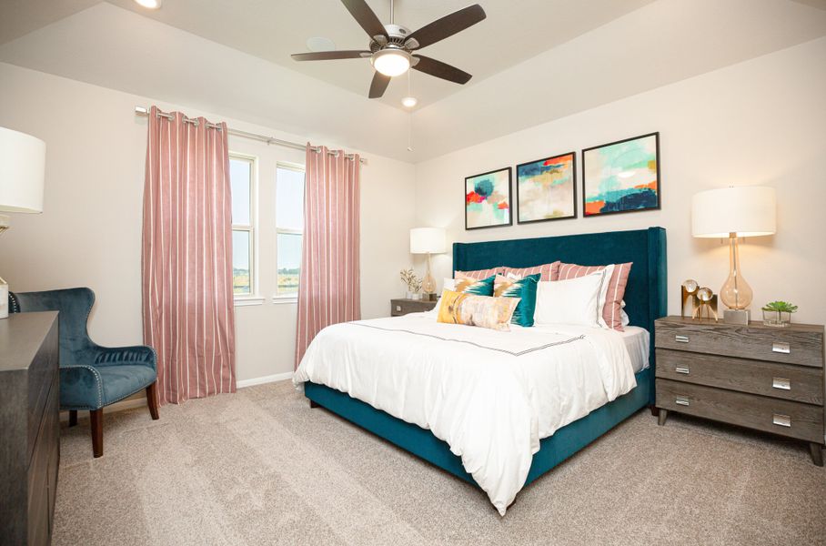 Representative furnished interior of a home built from the Cascade by Beazer Homes in Sorella: Landmark Collection, Tomball (Image 7). Representative furnished interior of a home built from the Cascade by Beazer Homes in Sorella: Landmark Collection, Tomball (Image 7).