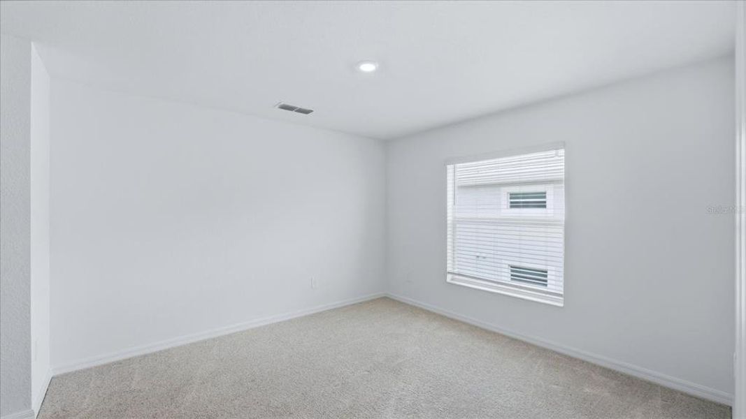 Spacious, unfurnished interior of a new home in , Venice (Image 19).
