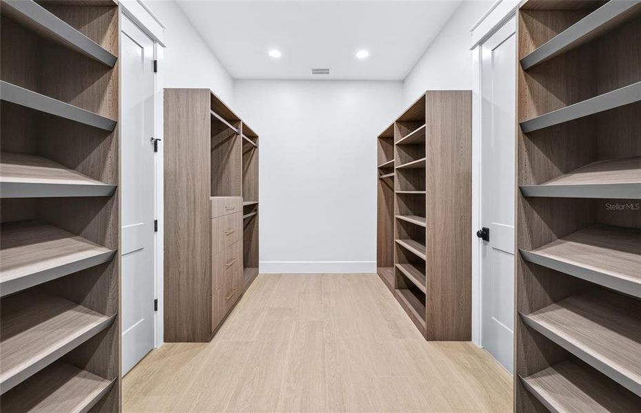 Furnished interior view inside a new home in , Dade City (Image 35).