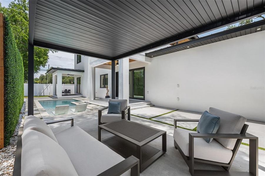 Exterior details and patio area of a home in , Tampa (Image 42).
