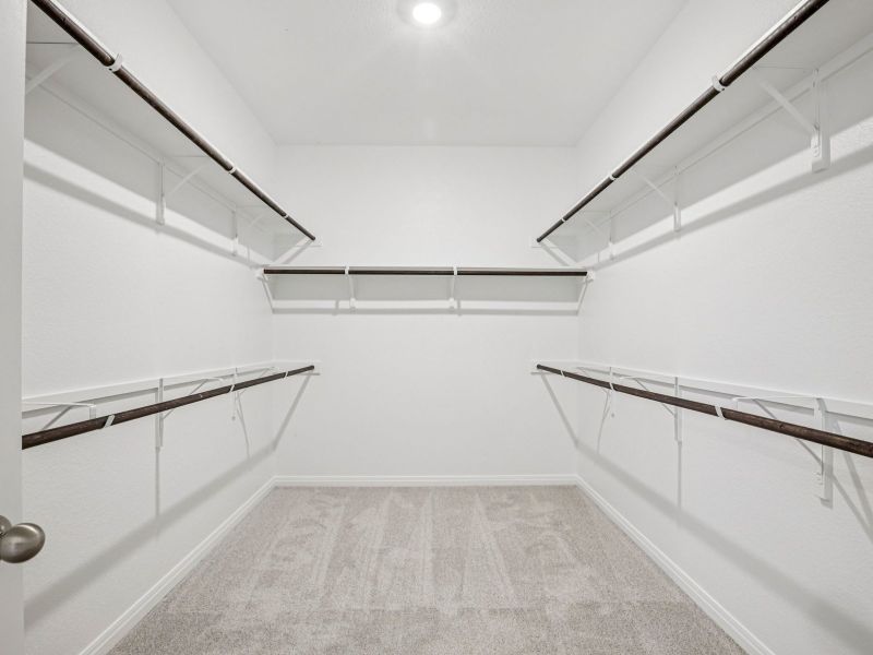 Spacious, unfurnished interior of a new home in Lakeside Meadows, Pflugerville (Image 11). Spacious, unfurnished interior of a new home in Lakeside Meadows, Pflugerville (Image 11).