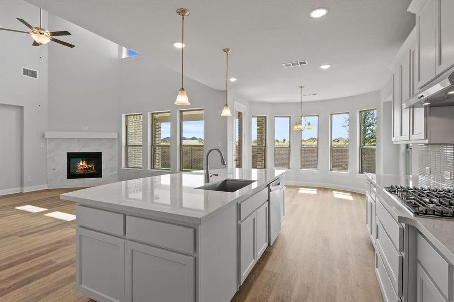 DAL_South Pointe_Lockhart II_ 2113 Birch Street (13) DAL_South Pointe_Lockhart II_ 2113 Birch Street (13)