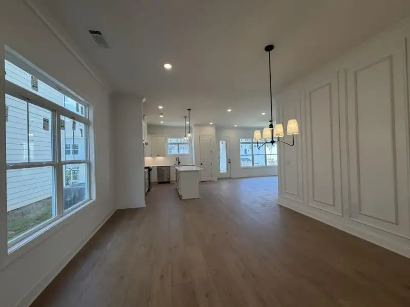 Spacious, unfurnished interior of a new home in The Preserve at Killian Hill, Lilburn (Image 13).
