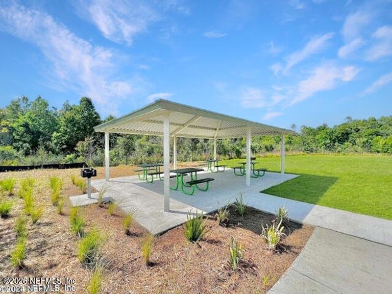 Community amenities in Summerglen, Jacksonville (Image 19). Community amenities in Summerglen, Jacksonville (Image 19).