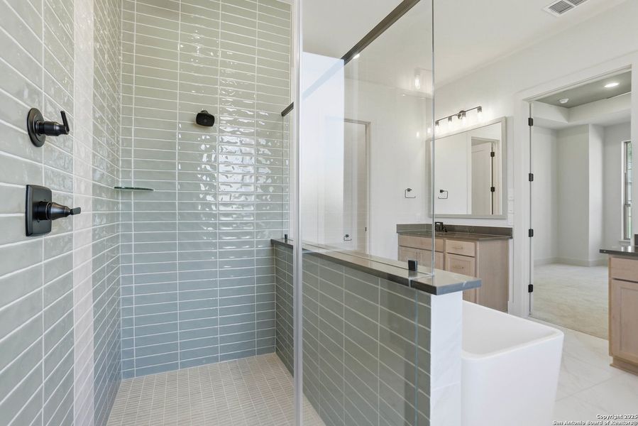 Furnished interior view inside a new home in Kinder Ranch 70's, San Antonio (Image 18).