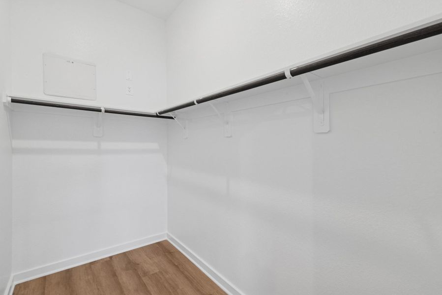 Spacious, unfurnished interior of a new home in Moran Ranch, Willis (Image 17).