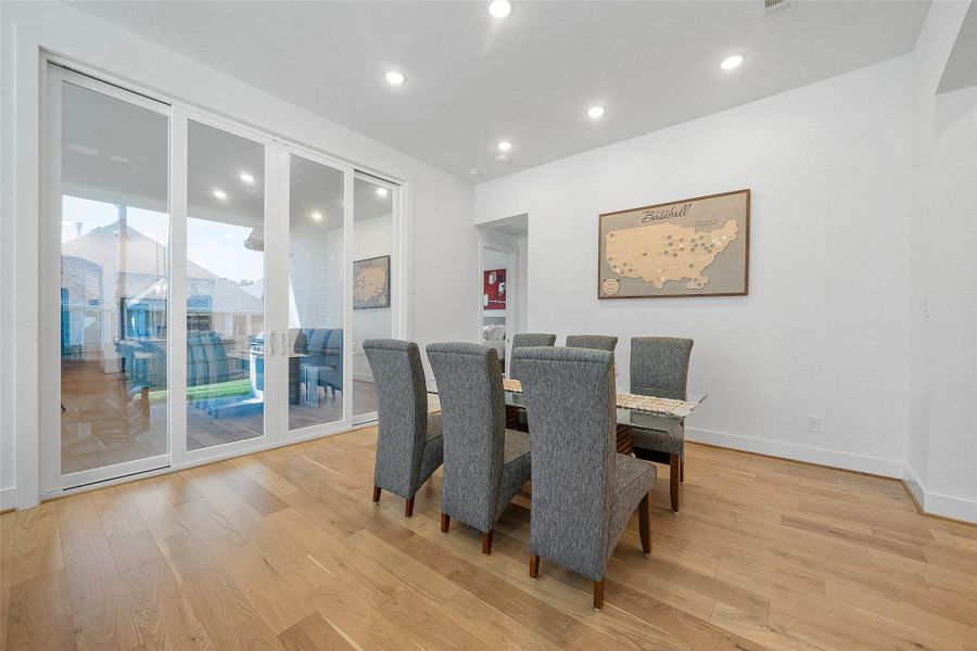 Furnished interior view inside a new home in Woodforest, Montgomery (Image 29). Furnished interior view inside a new home in Woodforest, Montgomery (Image 29).
