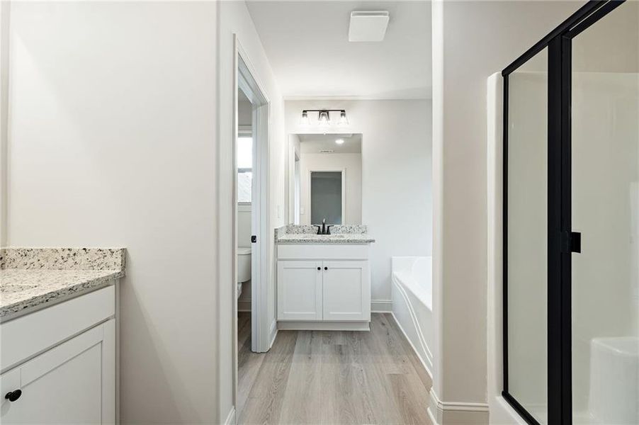 Furnished interior view inside a new home in , Dallas (Image 11).