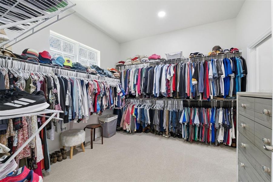 Close-up of interior finishes inside a home in , Brooksville (Image 21). Close-up of interior finishes inside a home in , Brooksville (Image 21).