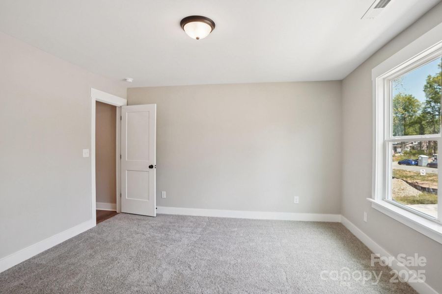 Spacious, unfurnished interior of a new home in , Rock Hill (Image 19).