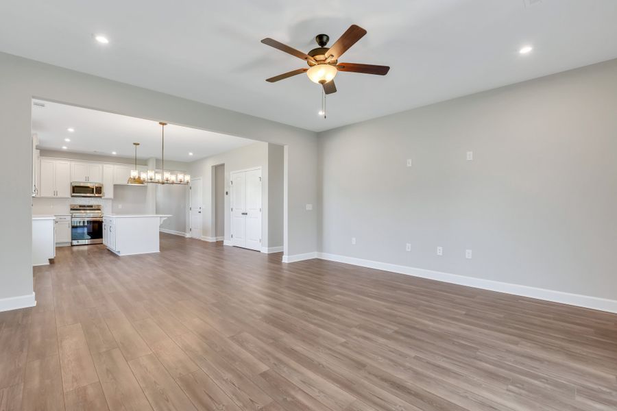 Representative unfurnished interior of a home built from the Sherwood by Ernest Homes in Wexford, Richmond Hill (Image 24).
