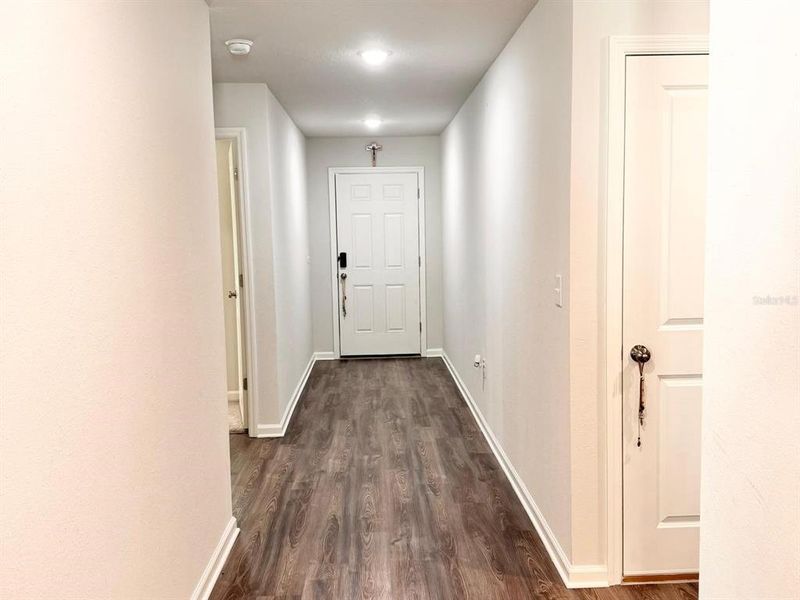 Spacious, unfurnished interior of a new home in Marion Oaks, Ocala (Image 18).