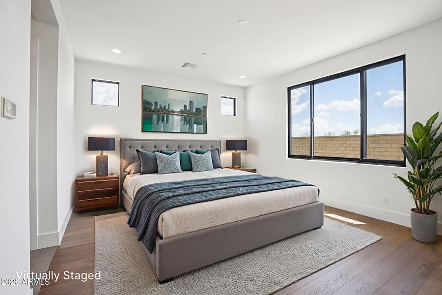 26 with Virtual Staging 26 with Virtual Staging