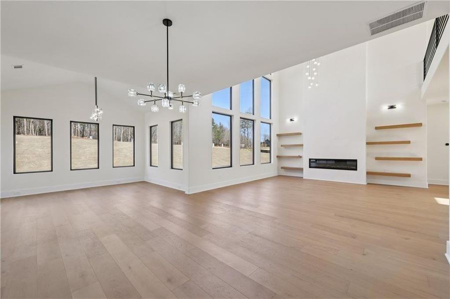 Spacious, unfurnished interior of a new home in , Auburn (Image 54).