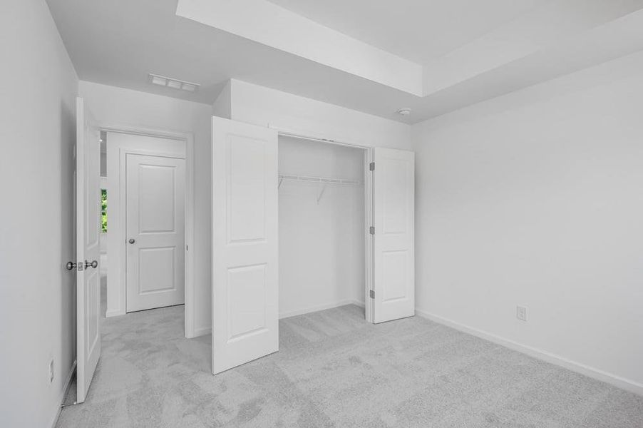 Spacious, unfurnished interior of a new home in Hampton Trace, Marietta (Image 29).