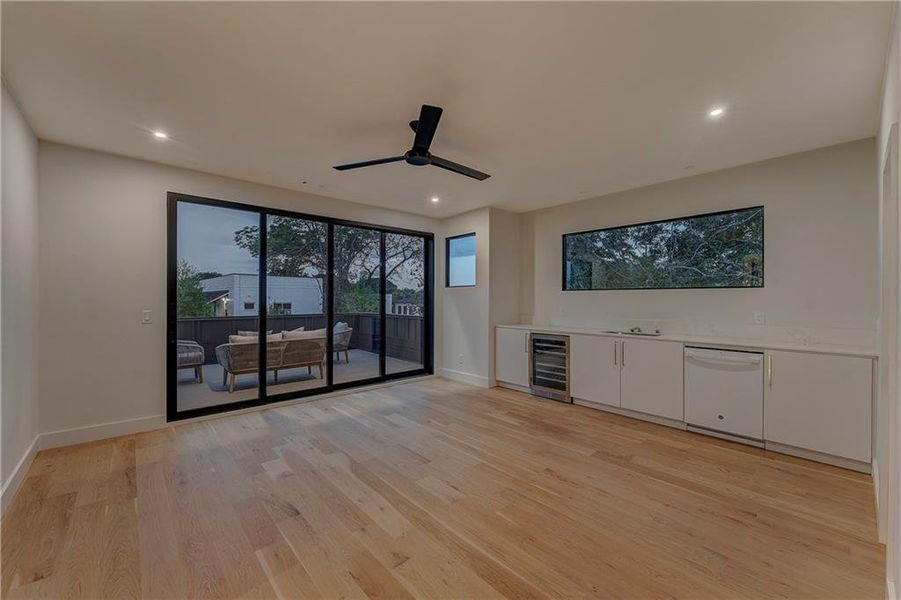 Spacious, unfurnished interior of a new home in , Atlanta (Image 24).