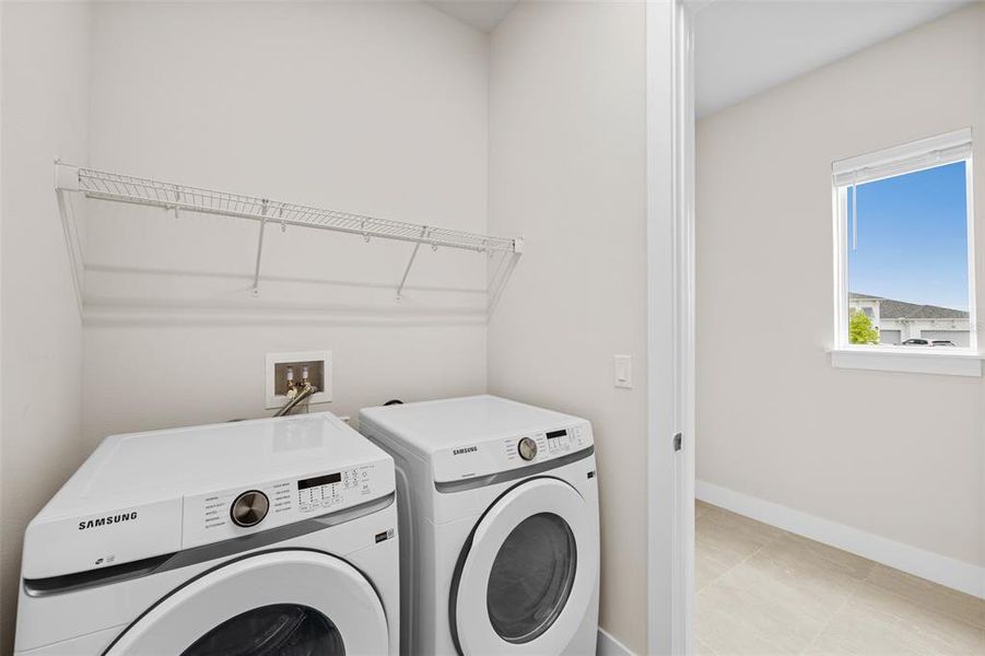 Furnished interior view inside a new home in Robin's Cove at Epperson, Wesley Chapel (Image 5).