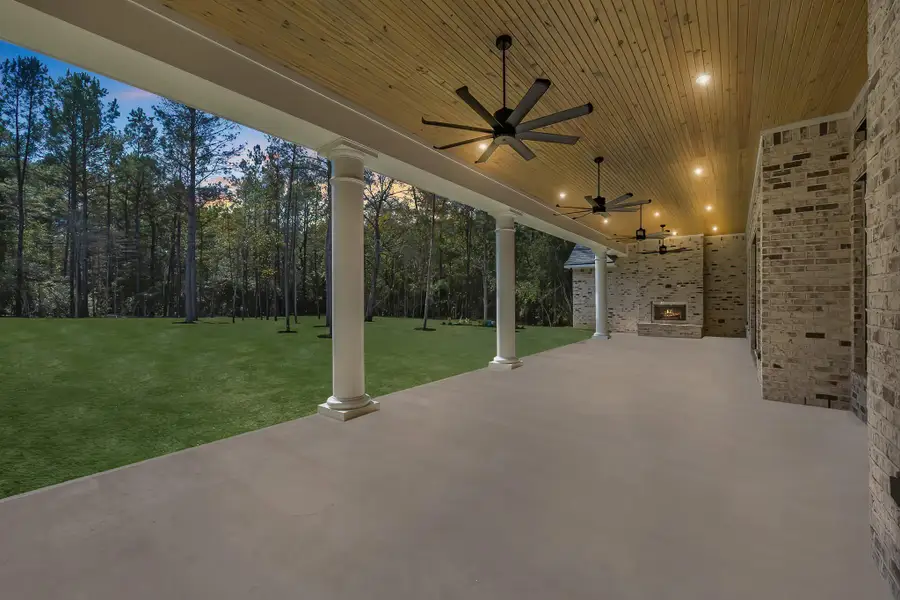 The covered patio is generously sized, providing ample space for various outdoor activities. The covered patio is generously sized, providing ample space for various outdoor activities.